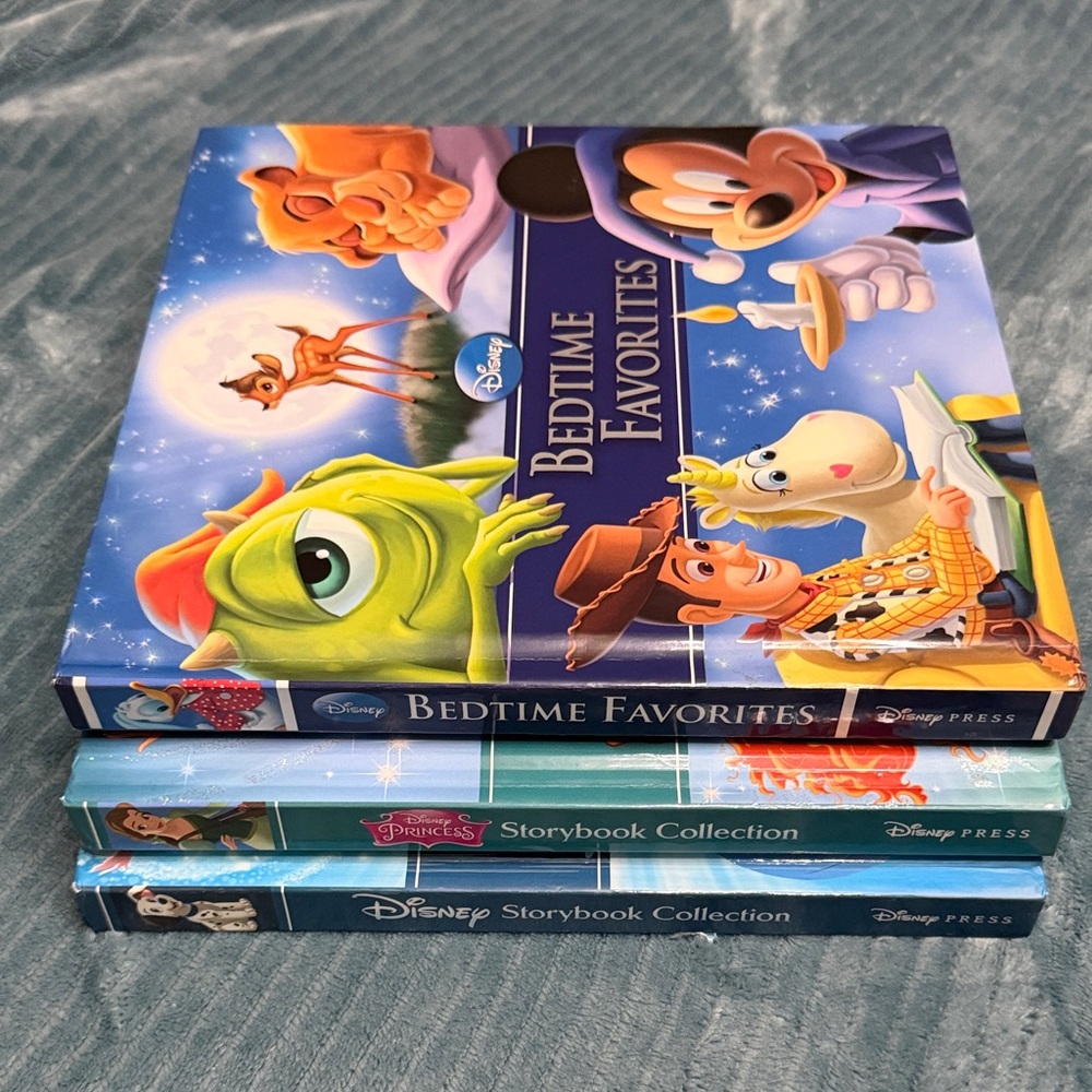 Disney Bedtime Favorites and Storybook Collection Set